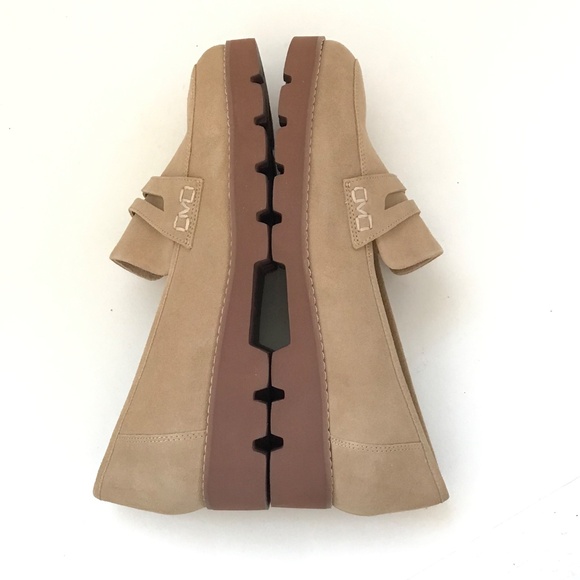 VIONIC Penny Loafer Suede Lug Sole Cheryl ll Sand Women’s Size 9.5 New in Box - Picture 12 of 16